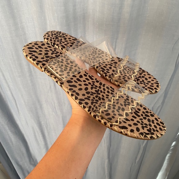 Clear cheetah flats - Picture 2 of 2